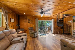 Strawberry’s Rivers Resort Cabin #4 - Image 3