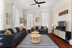 Fab Marigny | 2BD Flat | Close to French Quarter - Image 2