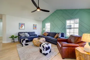 Chic Bentonville Home w/ Patio & Fire Pit! - Image 5