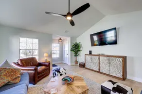 Chic Bentonville Home w/ Patio & Fire Pit! - Image 4