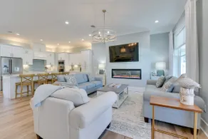 Miramar Beach Getaway w/ Pool Access & Fireplace! - Image 5