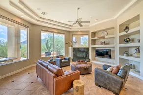 Infinity Pool: Stunning Home in Cave Creek! - Image 3