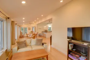 Falmouth Vacation Rental On Highland Lake! - Image 5