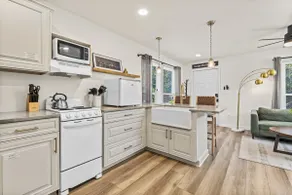 The Restful Retreat | 1Bed/1Bth Home | King Bed | - Image 5