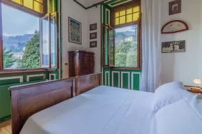 Family Villa With Stunning Lake View by Wonderful Italy - Image 3