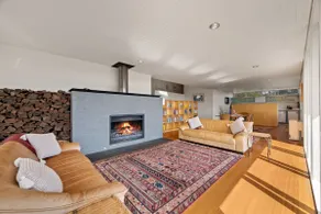 Escarpment Hideaway - Image 2