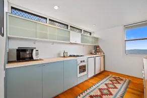 Escarpment Hideaway - Image 3