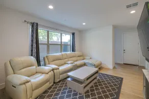 Pet-Friendly Paramount Home, 16 Mi to Los Angeles! - Image 4