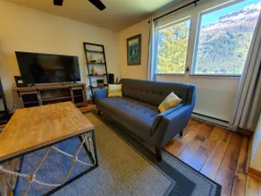 Ocean & Mountain View Home, near Downtown Juneau - Image 4