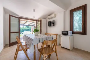 Estay - Sunny Garden House - Image 4
