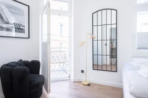 Johouse Apartment 08 - Image 5