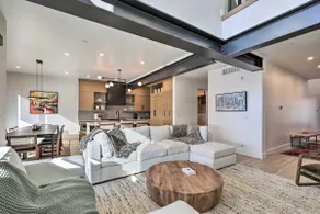 Luxe Park City Townhome w/ Hot Tub: 1/2 Mi to Lift - Image 5