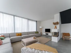 Luxury villa with private pool on the Veerse Meer - Image 2