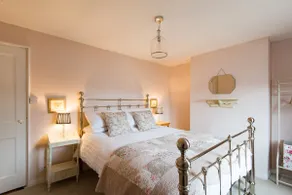 Bunny Cottage - Special long stay rate available - Image 2