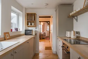 Bunny Cottage - Special long stay rate available - Image 5