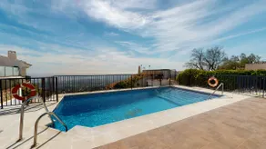 Schöne Wohnung mit Garten, Pool und Terrasse - Image 4