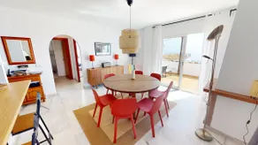 Schöne Wohnung mit Garten, Pool und Terrasse - Image 2