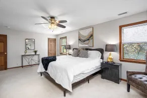 Spacious Modern Farmhouse - Pickle Ball Court & near beach! - Image 5