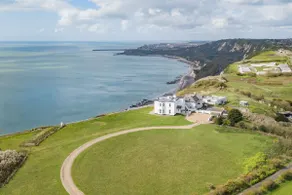 Abbots Cliff House by Bloom Stays - sleeps 10 guests  in 5 bedrooms - Image 2