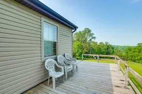 Racine Vacation Rental 25 Mi to Athens! - Image 2