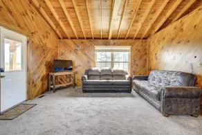 Racine Vacation Rental 25 Mi to Athens! - Image 5