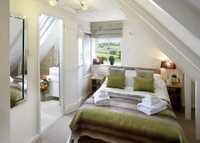 Brambles 5* Hay Loft Cottage - Image 5