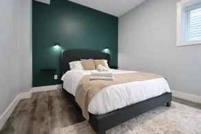 Modern 3BR - Patio - Fireplace - Self Check-in - Image 3