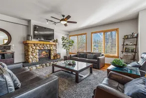 Rockies Retreat | Central Location | Scenic Views - Image 4