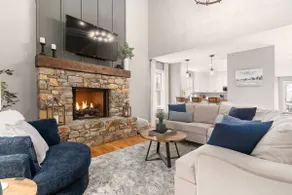 Modern Wintergreen Cabin with Hot Tub, Sauna - Image 4