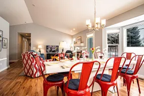 In the Heart of Hailey; PRIVATE PET-FRIENDLY 3 bedroom home with garage - Image 4