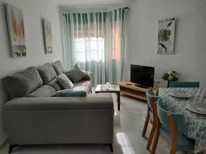 Beach and downtown 5 min away · Pet friendly · 4 people - Image 5