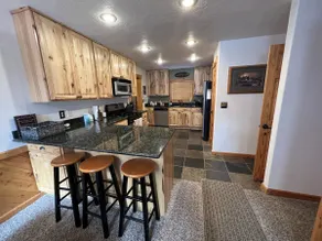 Secluded Cabin, BBQ Grill, Firepit, 35 Min YNP - Image 2