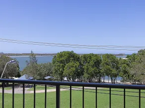 Clayton Garden Unit 5 Golden Beach - Image 3