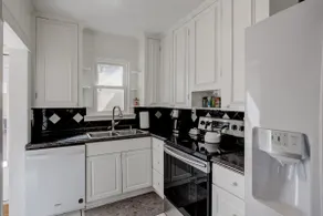 Cozy Cottage on Turner Street - 3 BR 2.5 Bath - Image 4