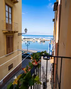 Marina Grande Residence & SPA - Image 2