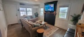 Waterfront Getaway with kayaks, jonboat, & fishing - Image 3