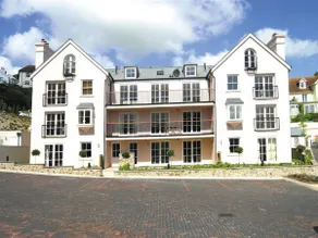 6 Combehaven - Image 2
