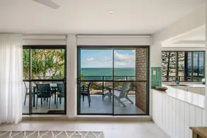 Absolute Beachfront Bliss on Kings Beach - Image 5