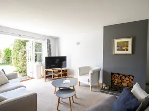 12 THE GARDENS, family friendly, with a garden in Lyme Regis - Image 4