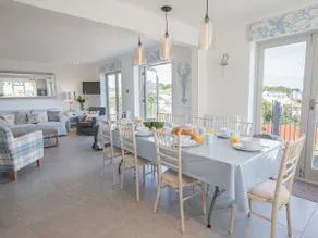 Raleigh House - Image 5
