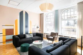 220m2 on Pedestrian Street – Fussball - Sleeps 9 - Image 4