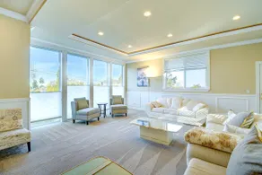 Soccer Lovers Welcome: Seattle Area Home w/ Views - Image 2