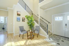 Soccer Lovers Welcome: Seattle Area Home w/ Views - Image 4