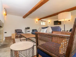 Easter Cottage - Image 5