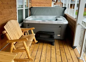 Dover Bay | Sleeps up to 10 | Private Hot Tub - Image 4