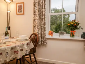 Oak View - Image 5