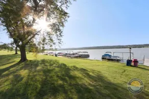 New Lake Como Condo with Lake Views - Image 3