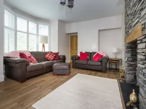 FELLSIDE LODGE, pet friendly, with hot tub in Bowness-On-Windermere - Image 5