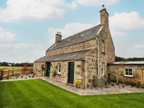 Garden House - Brodie Castle - Image 3