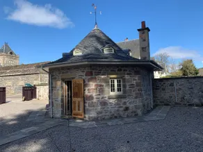 The Hen House - Image 2